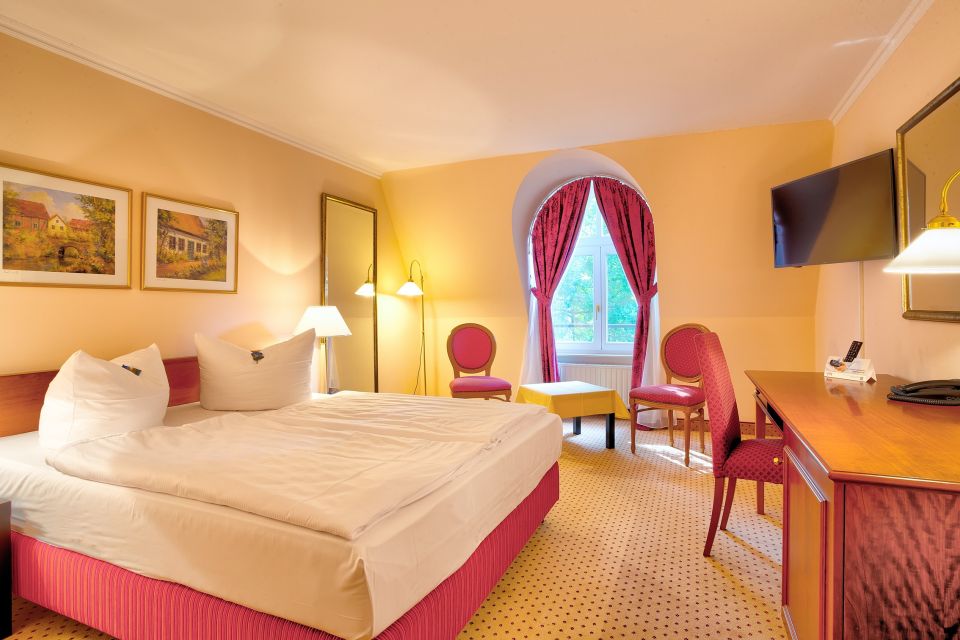 Standard-Zimmer im 4-Sterne-Gebäude, Foto: Jones-Art, Lizenz: Hotel Döllnsee-Schorfheide