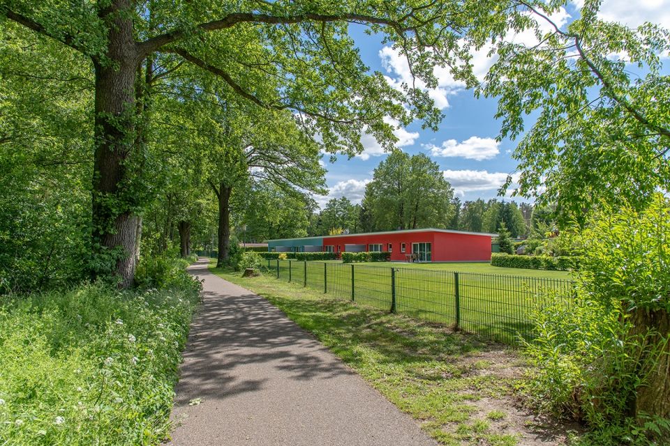 Radweg am Feriendorf, Foto: Bungis, Lizenz: Bungis